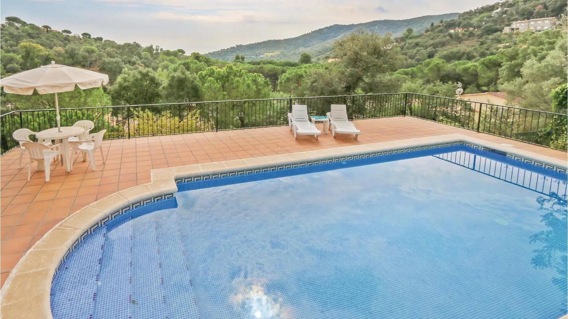 4 Bedroom Awesome Home In Calonge Calonge